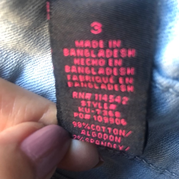 Dollhouse  Denim Short Overalls Juniors. Size 3 NWT. - Picture 12 of 16